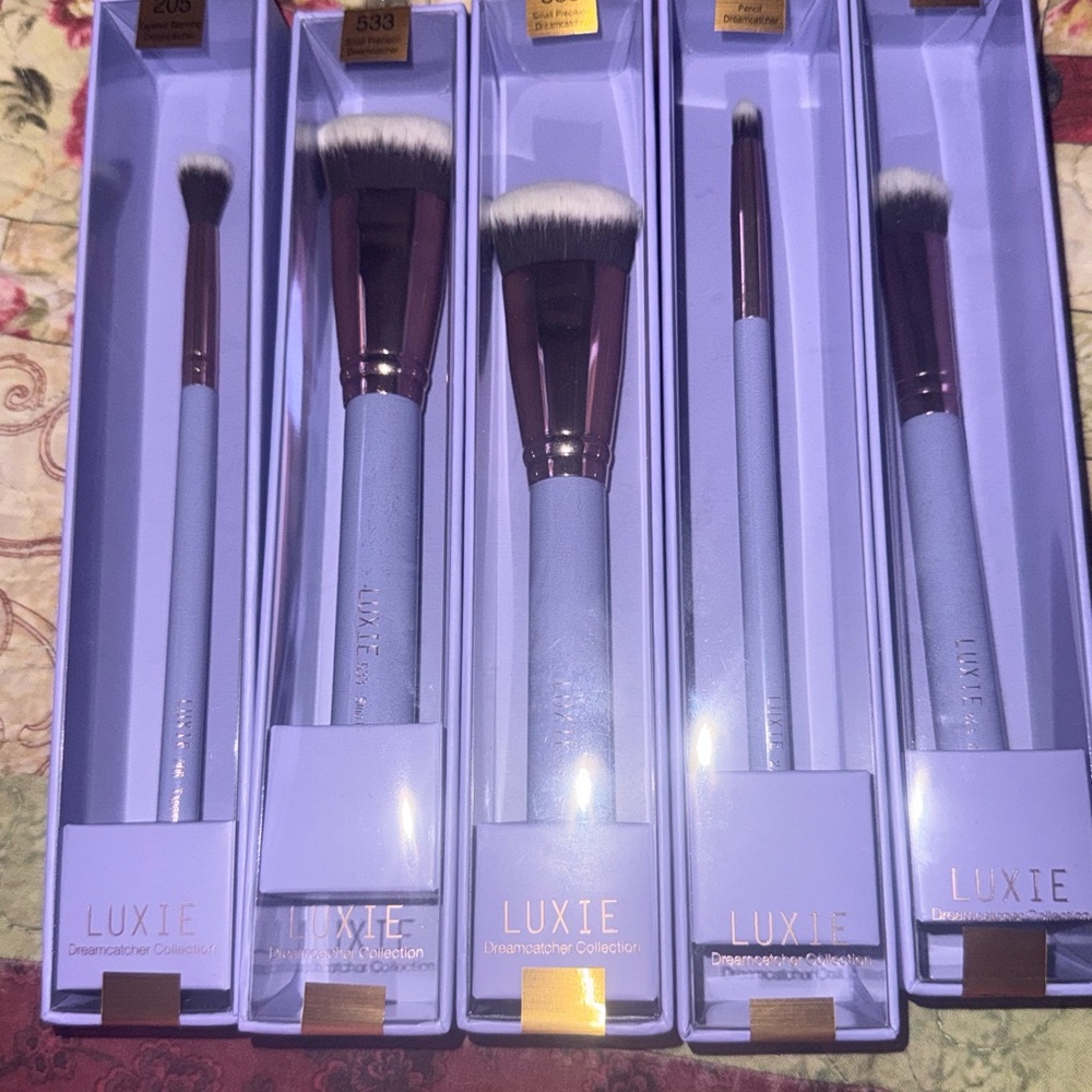 Luxie Dreamcatcher Collection Makeup Brushes - Purple